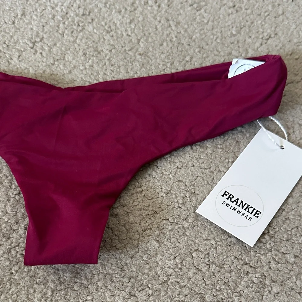 Frankies Bikinis low rise